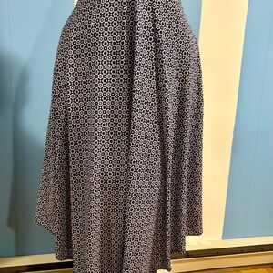 Elegant Black & white Long Hijab